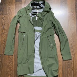 Lululemon Rain Rebel Jacket